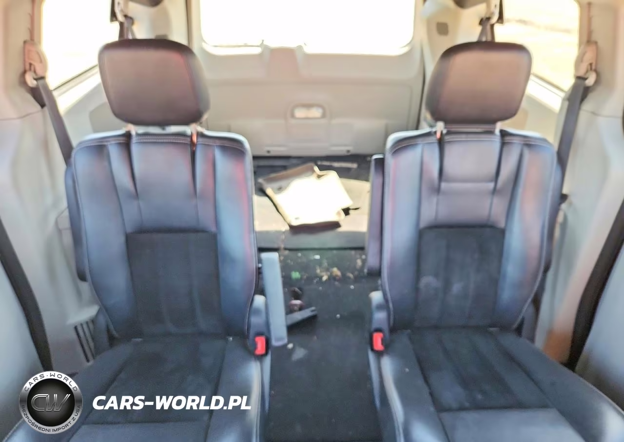 2017 Dodge Grand Caravan Sxt VIN:2C4RDGCG8HR666537 - 10