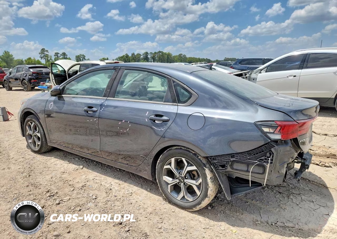 KIA FORTE VIN:3KPF24AD5LE144572 - 2