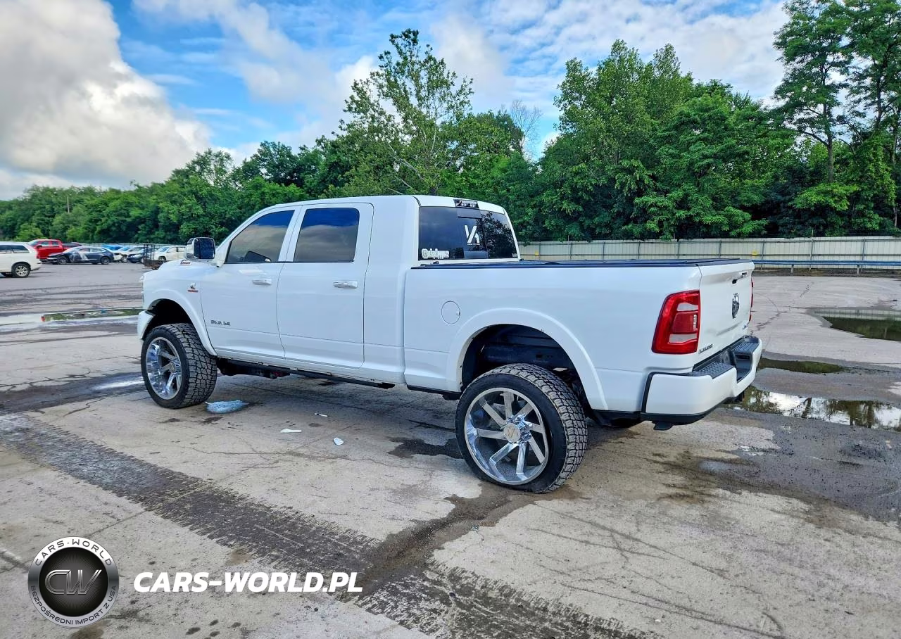 2020 Ram 2500 Laramie VIN:3C6UR5NL1LG198747 - 2