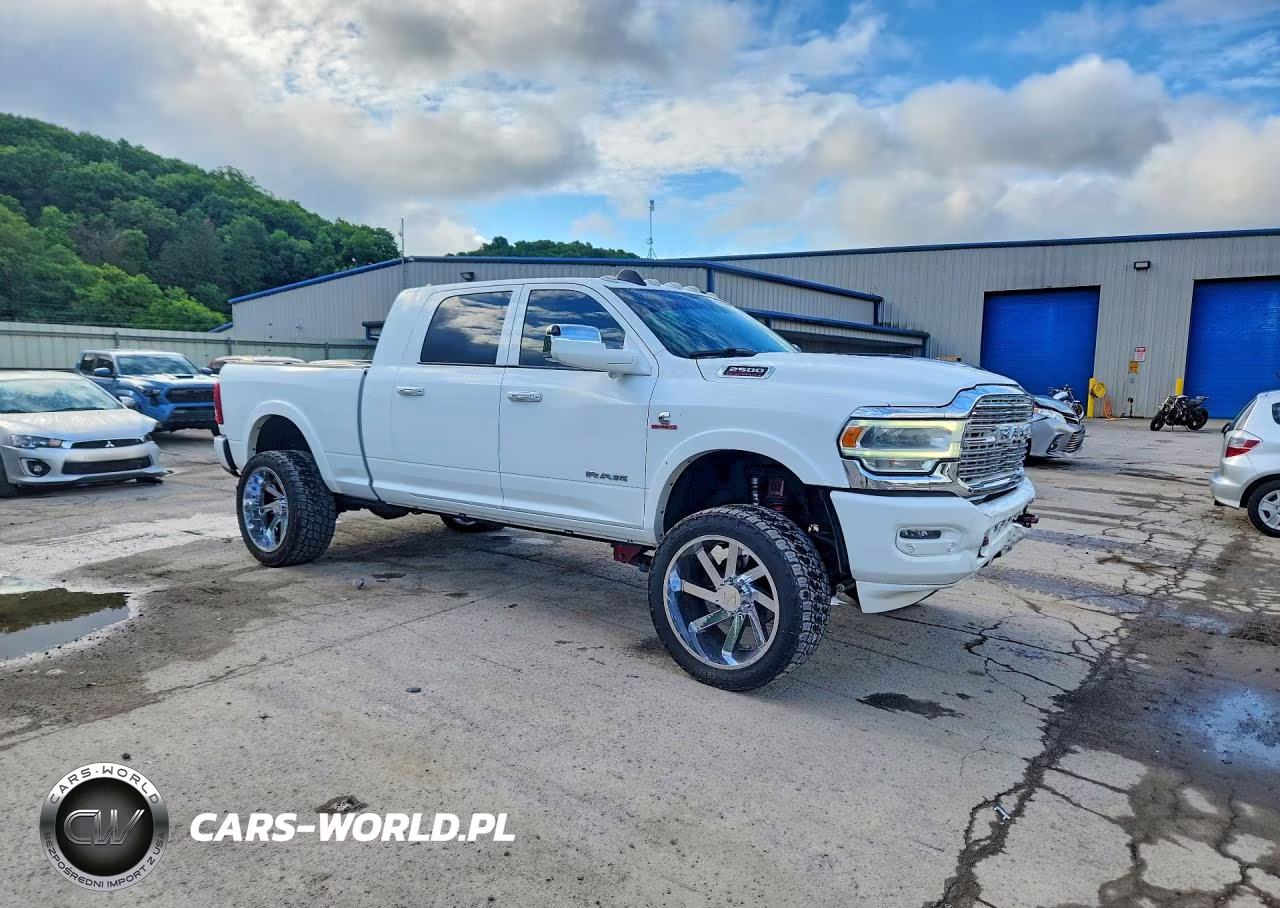 2020 Ram 2500 Laramie VIN:3C6UR5NL1LG198747 - 4