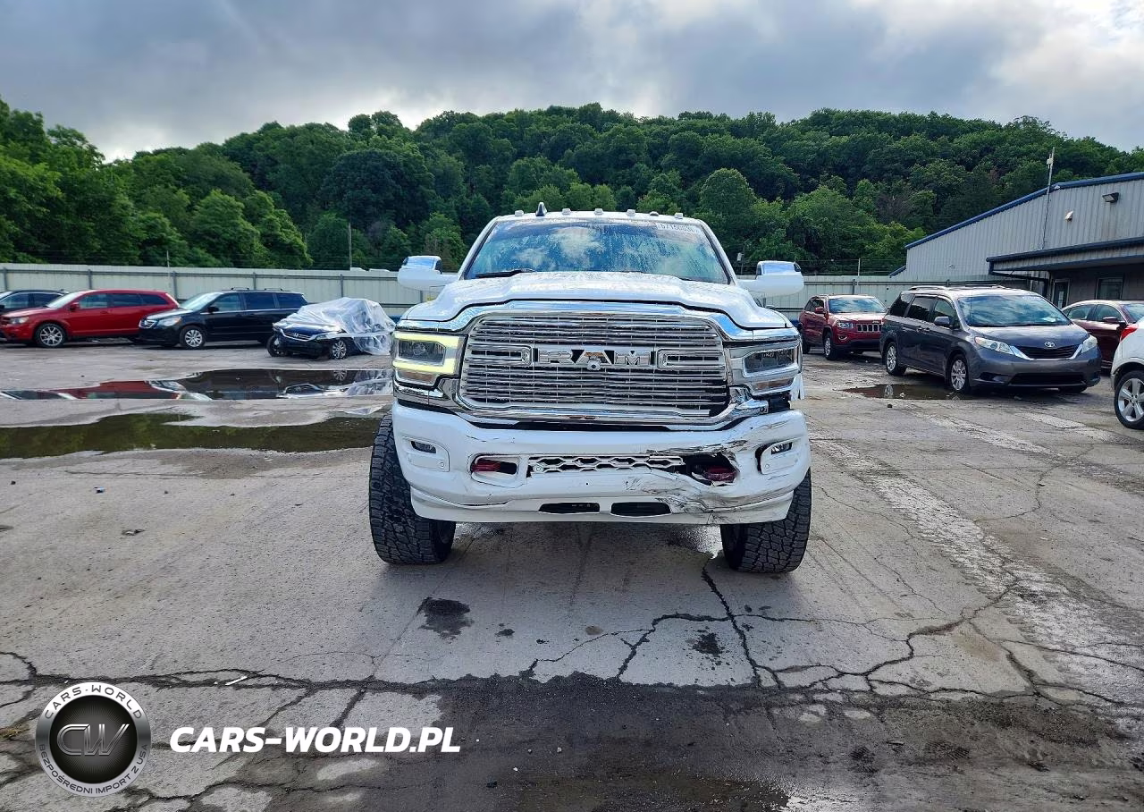 2020 Ram 2500 Laramie VIN:3C6UR5NL1LG198747 - 5