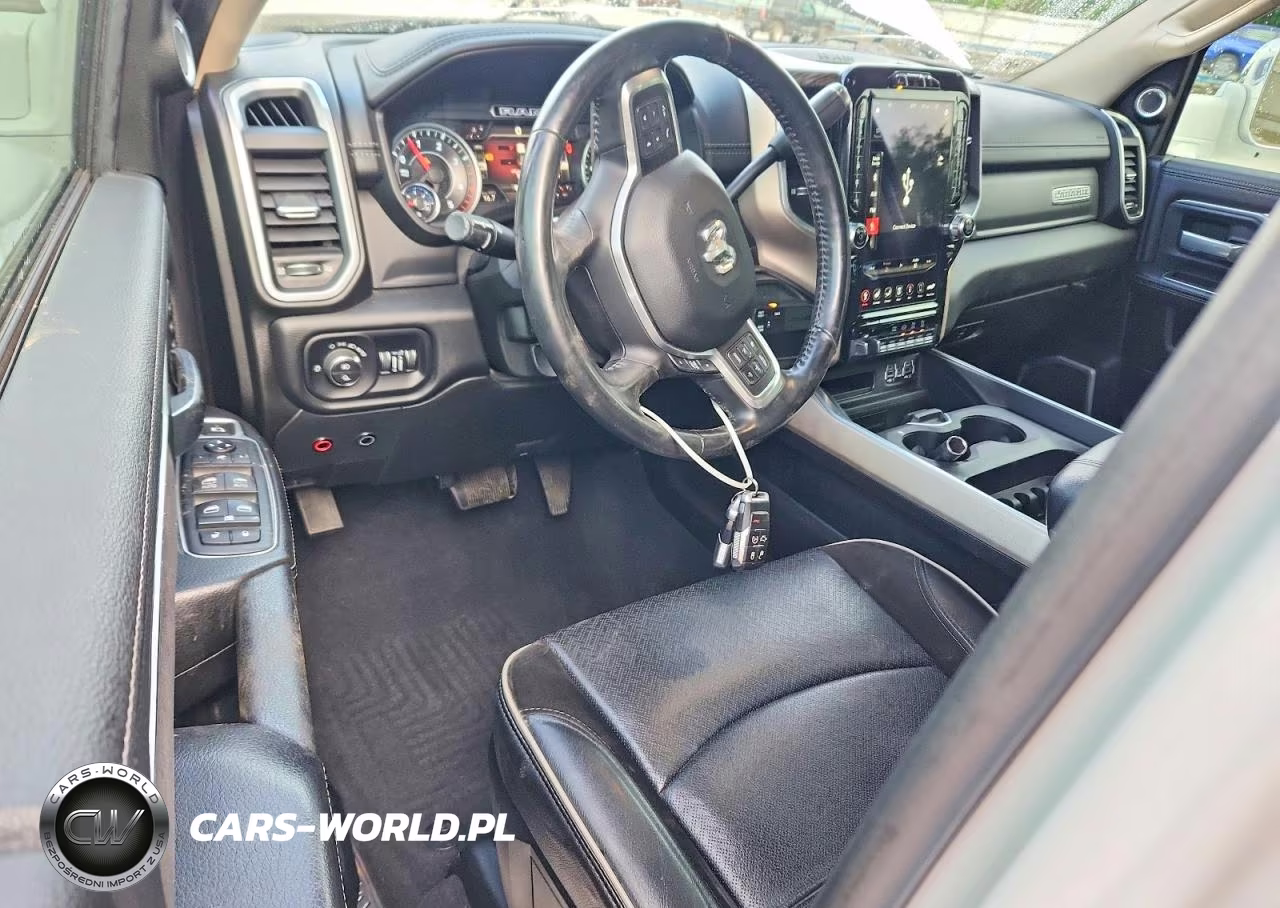 2020 Ram 2500 Laramie VIN:3C6UR5NL1LG198747 - 8