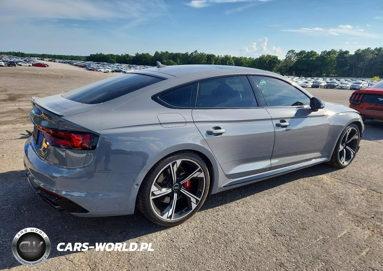 2019 Audi Rs5 VIN:WUABWCF50KA903292 - 3