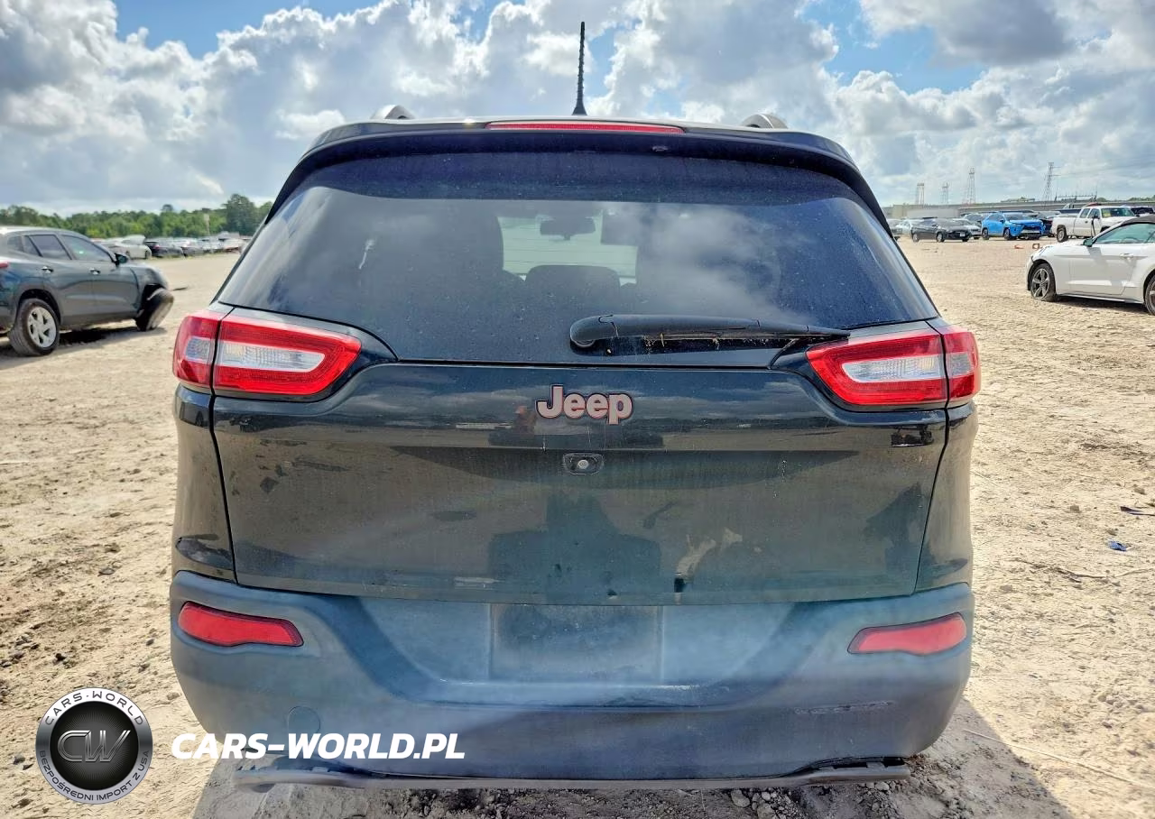 2016 Jeep Cherokee Latitude VIN:1C4PJLCB4GW346277 - 6