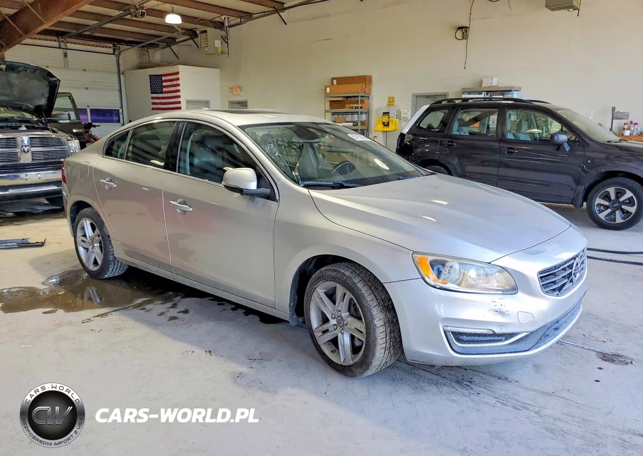 2014 Volvo S60 T5 VIN:YV1612FS2E2298195 - 4