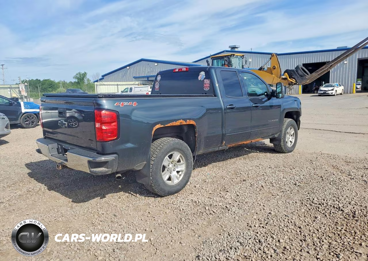 2017 Chevrolet Silverado K1500 Lt VIN:1GCVKREC2HZ259944 - 3