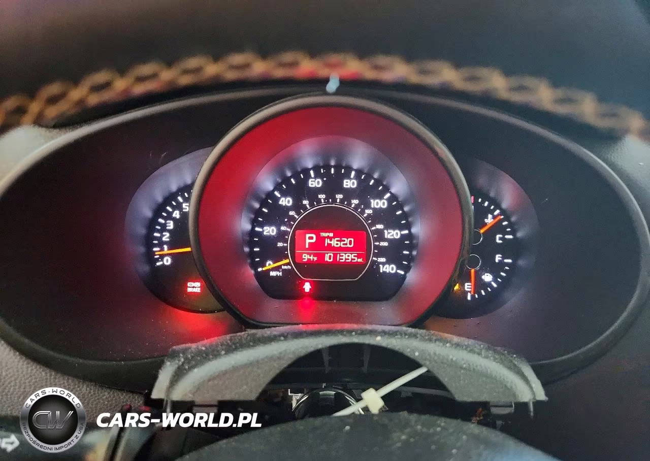 2016 Kia Soul + VIN:KNDJP3A58G7388124 - 9