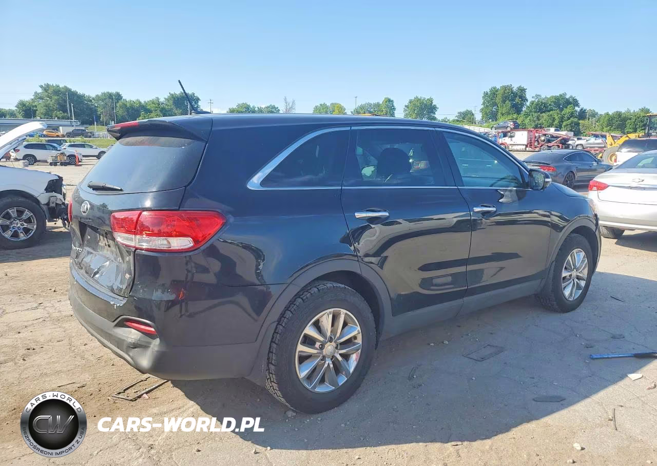 2018 Kia Sorento L VIN:5XYPG4A36JG424269 - 3
