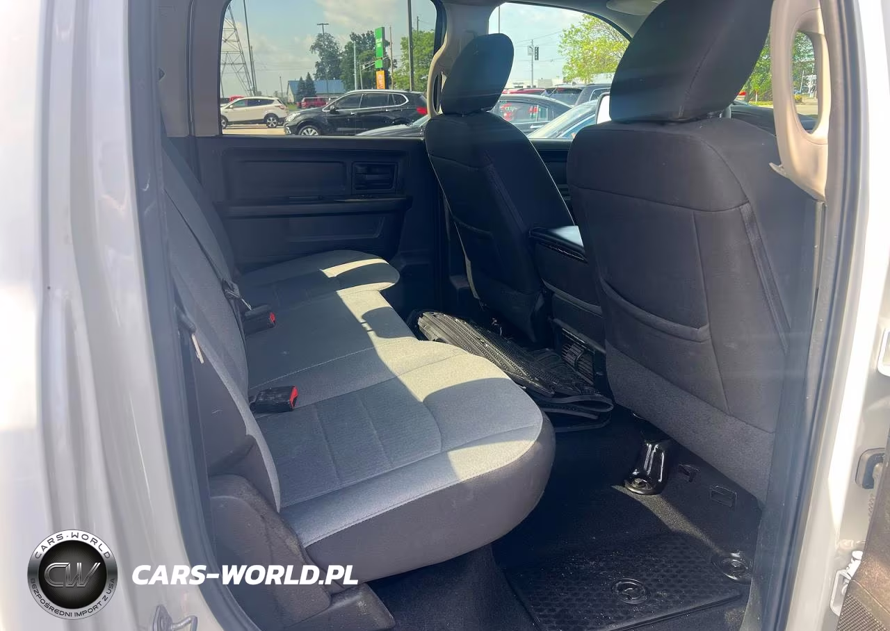 2022 Ram 1500 Classic Tradesman VIN:3C6RR7KT9NG382648 - 6