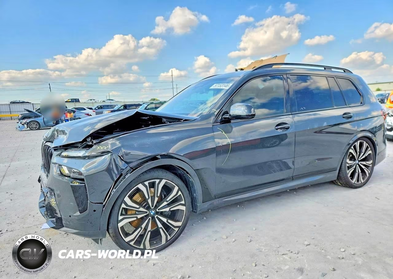2025 BMW X7 xDrive40I