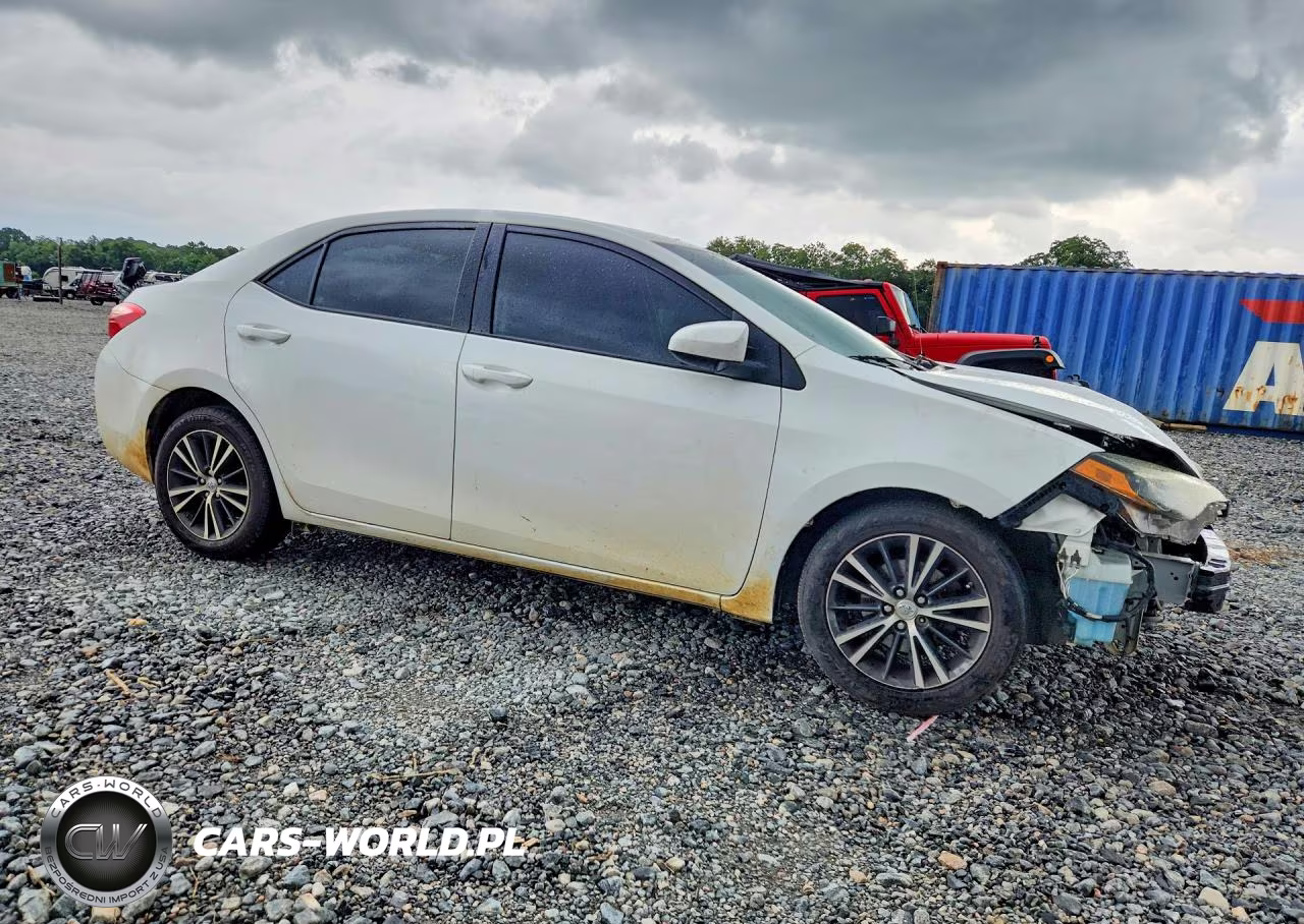 2019 Toyota Corolla Le VIN:5YFBURHE9KP923216 - 4