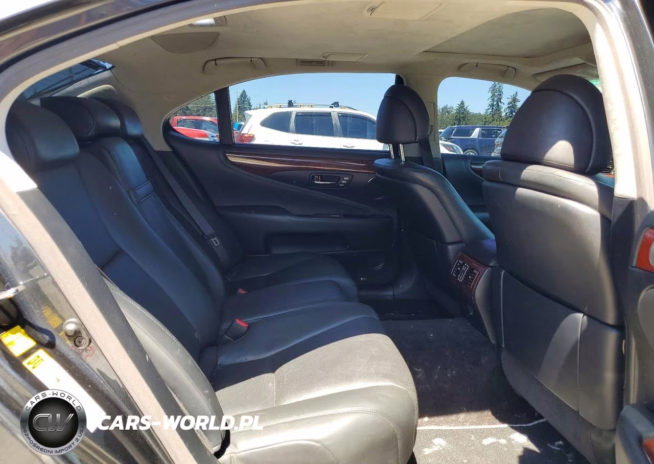 2007 Lexus Ls 460L VIN:JTHGL46F275017953 - 10