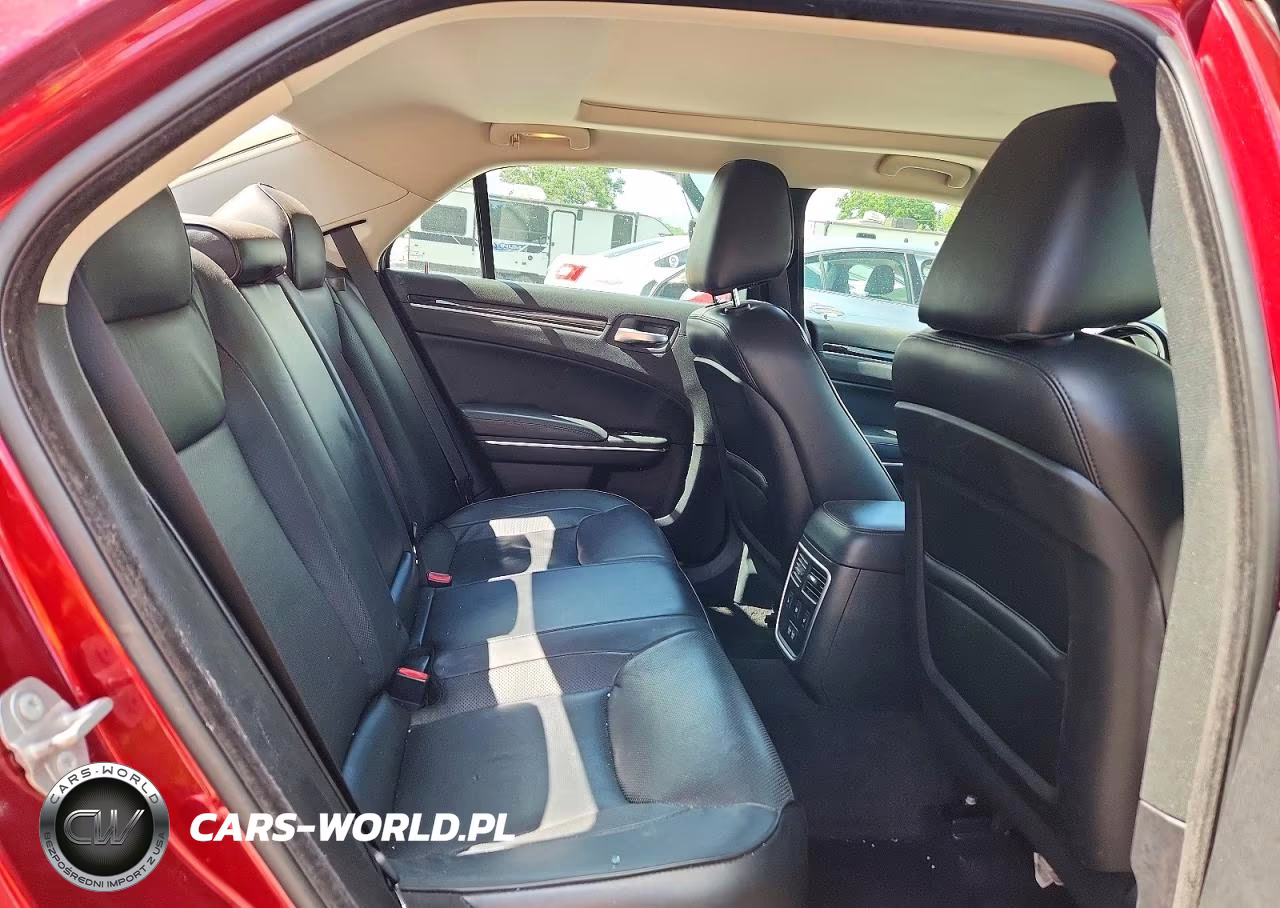 2017 Chrysler 300C VIN:2C3CCAEG5HH632665 - 10