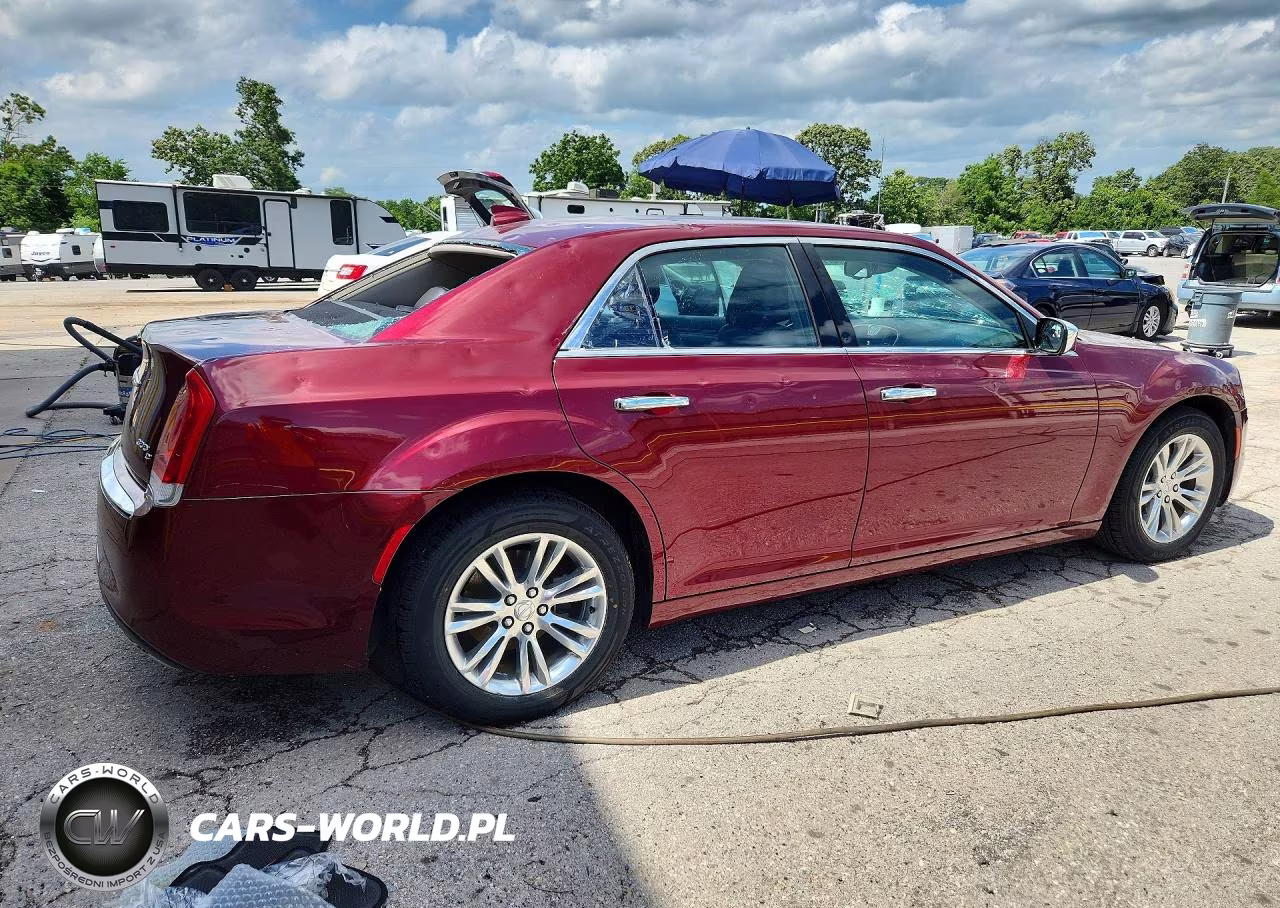 2017 Chrysler 300C VIN:2C3CCAEG5HH632665 - 3