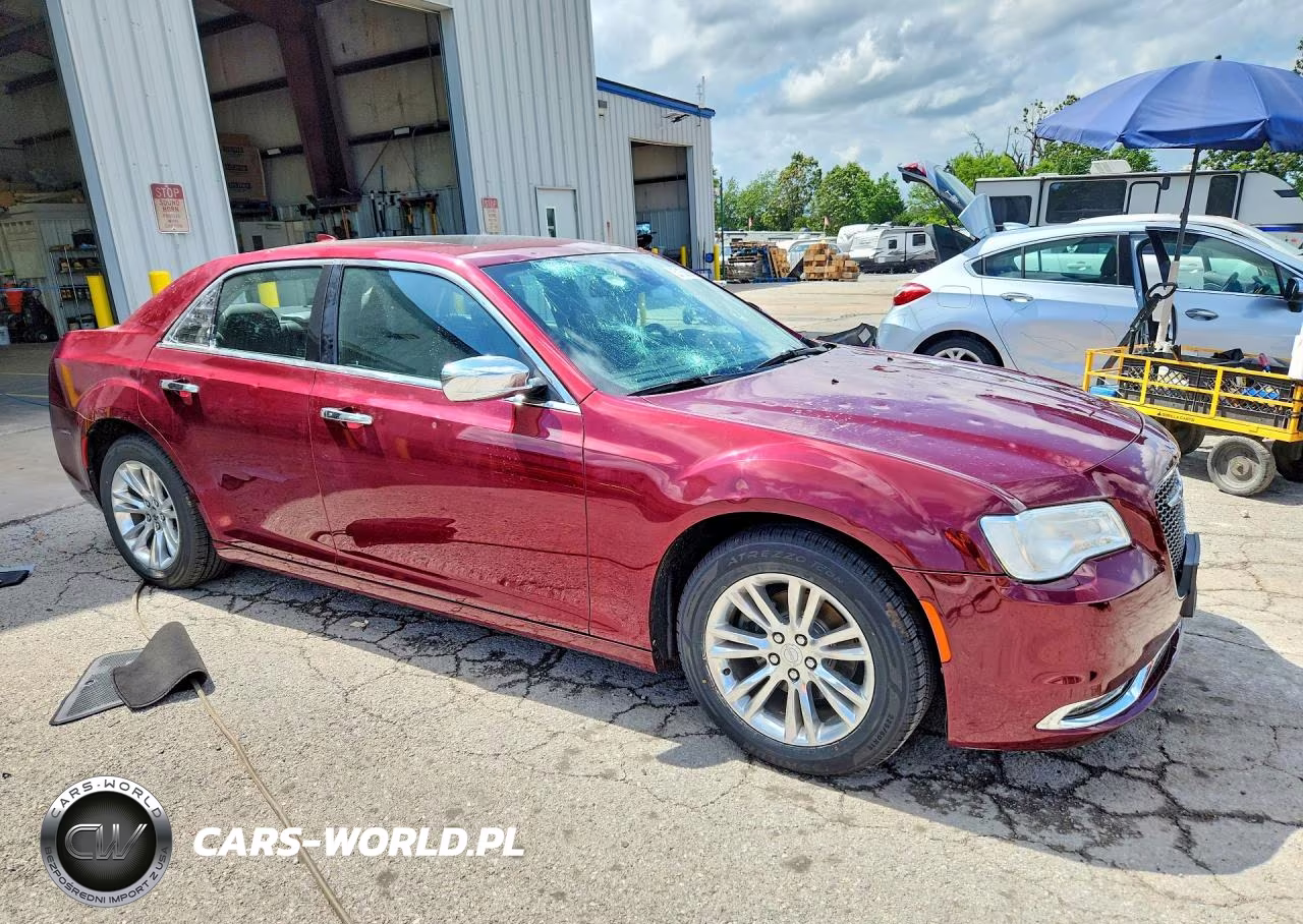 2017 Chrysler 300C VIN:2C3CCAEG5HH632665 - 4
