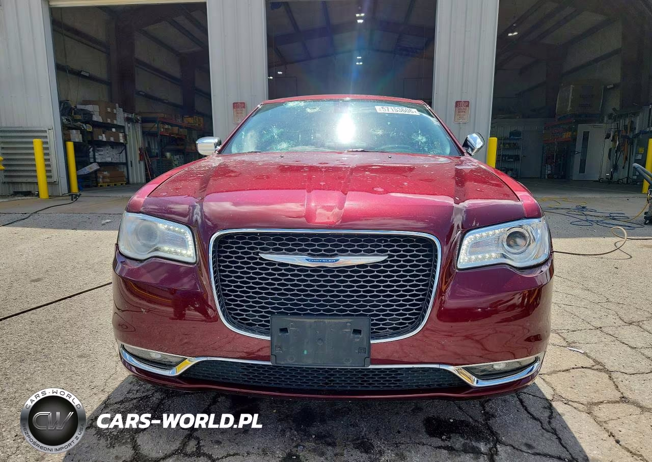 2017 Chrysler 300C VIN:2C3CCAEG5HH632665 - 5