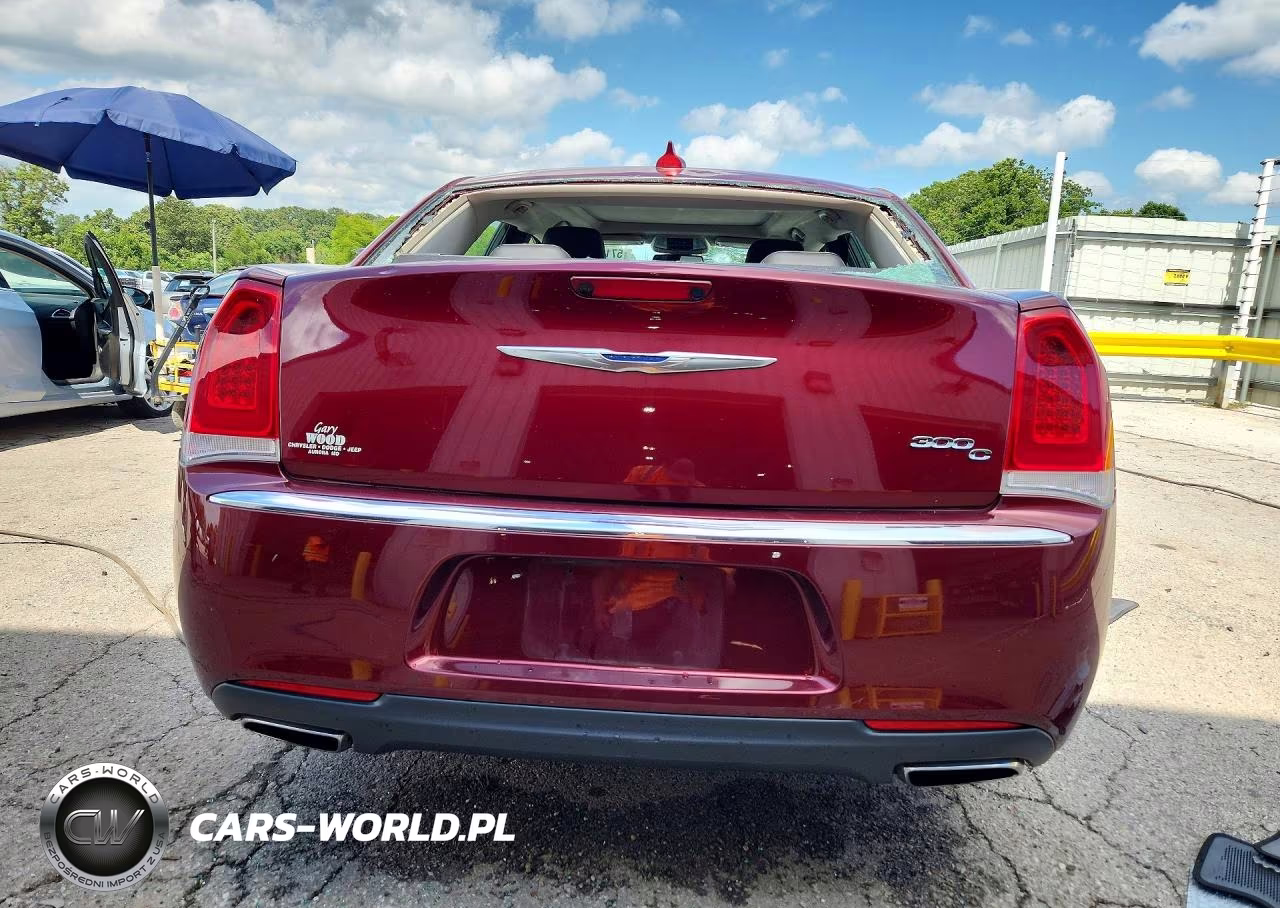 2017 Chrysler 300C VIN:2C3CCAEG5HH632665 - 6