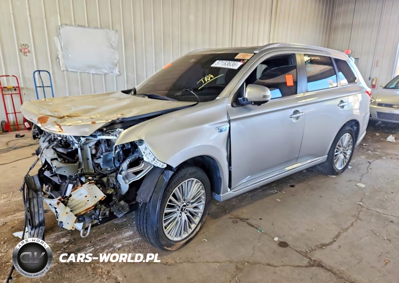 2020 Mitsubishi Outlander Sel