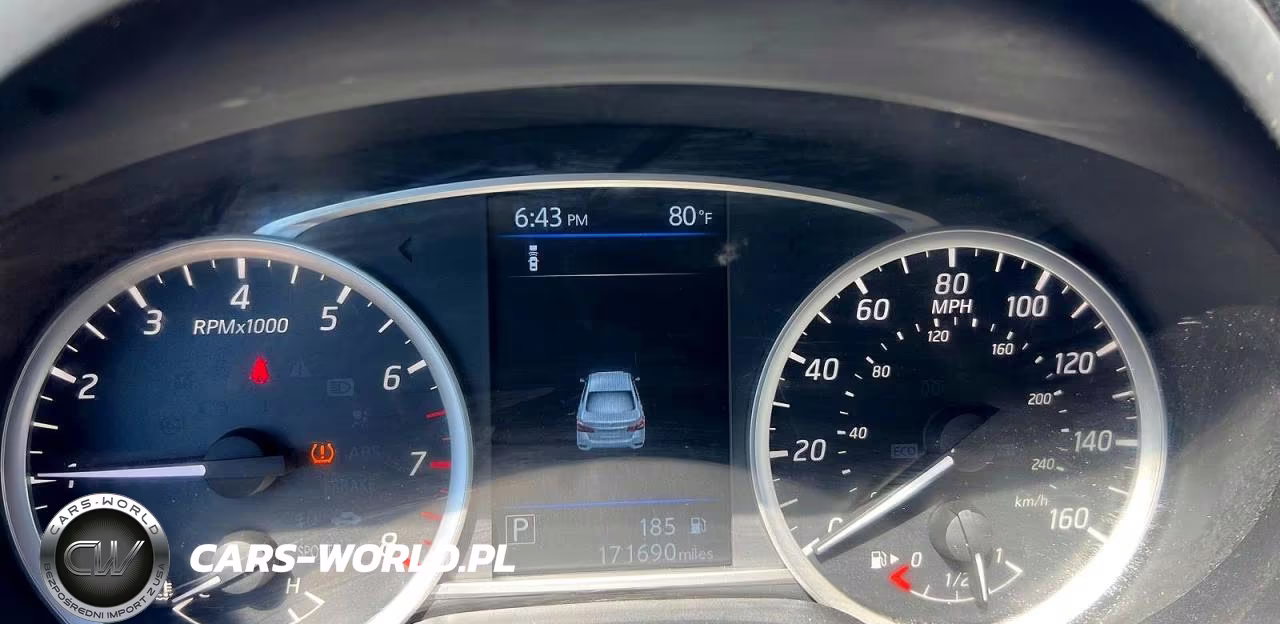 2019 Nissan Sentra S VIN:3N1AB7AP0KY443070 - 8