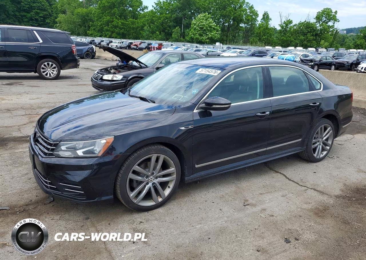 2017 Volkswagen Passat R-Line