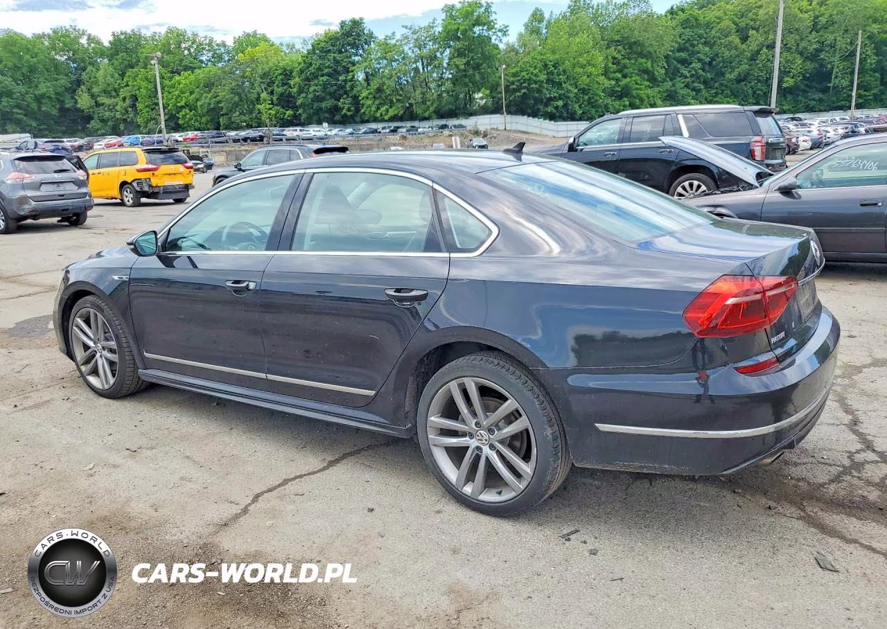 2017 Volkswagen Passat R-Line VIN:1VWDT7A37HC068927 - 2