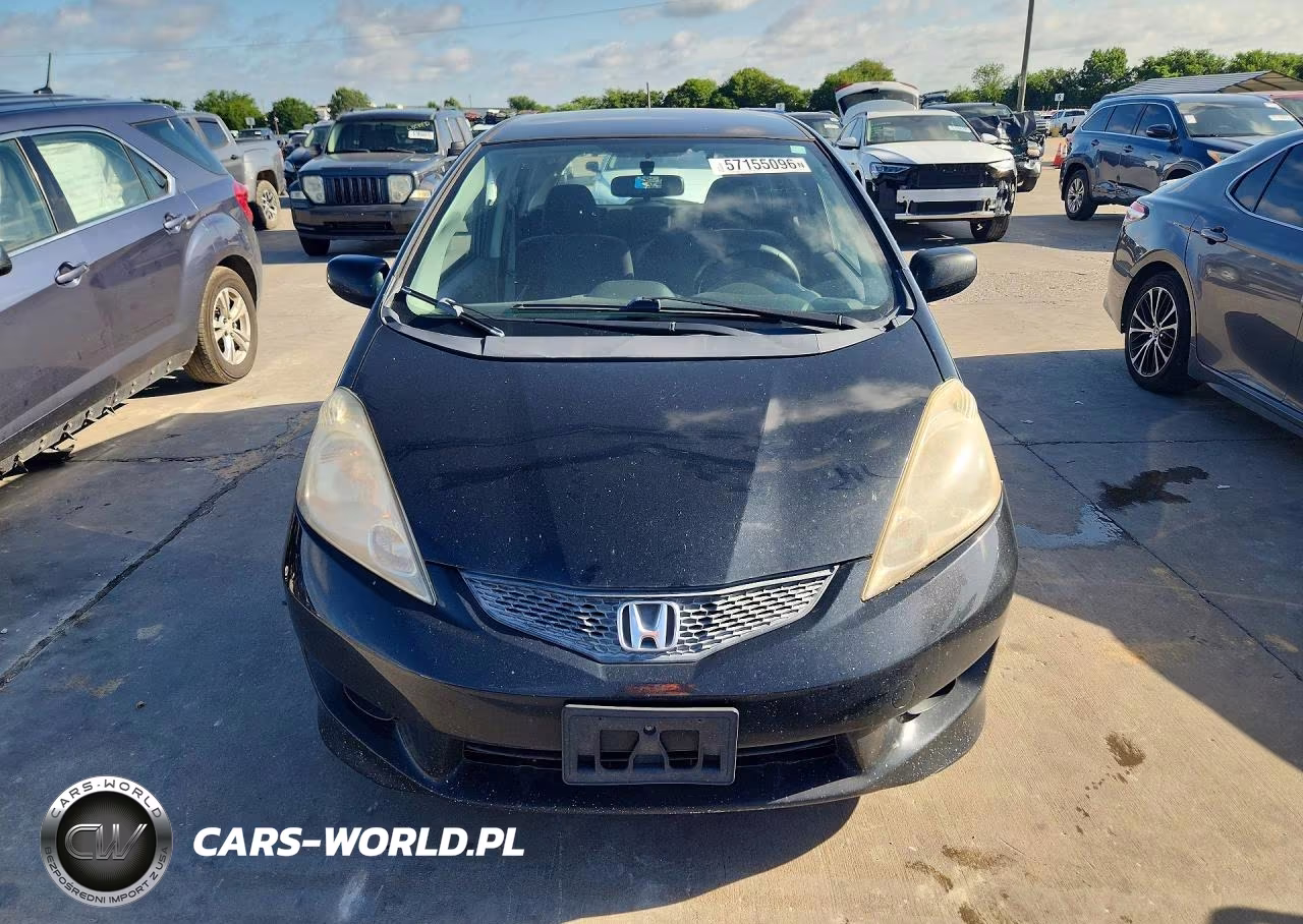 2011 Honda Fit Sport VIN:JHMGE8H63BC027815 - 5