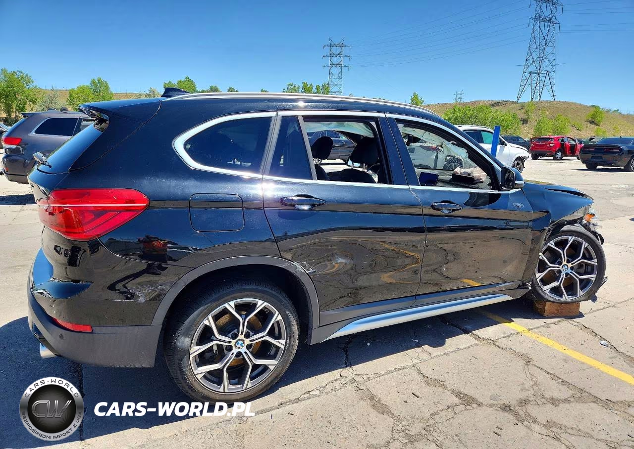 2020 BMW X1 xDrive28I VIN:WBXJG9C09L5P92482 - 3