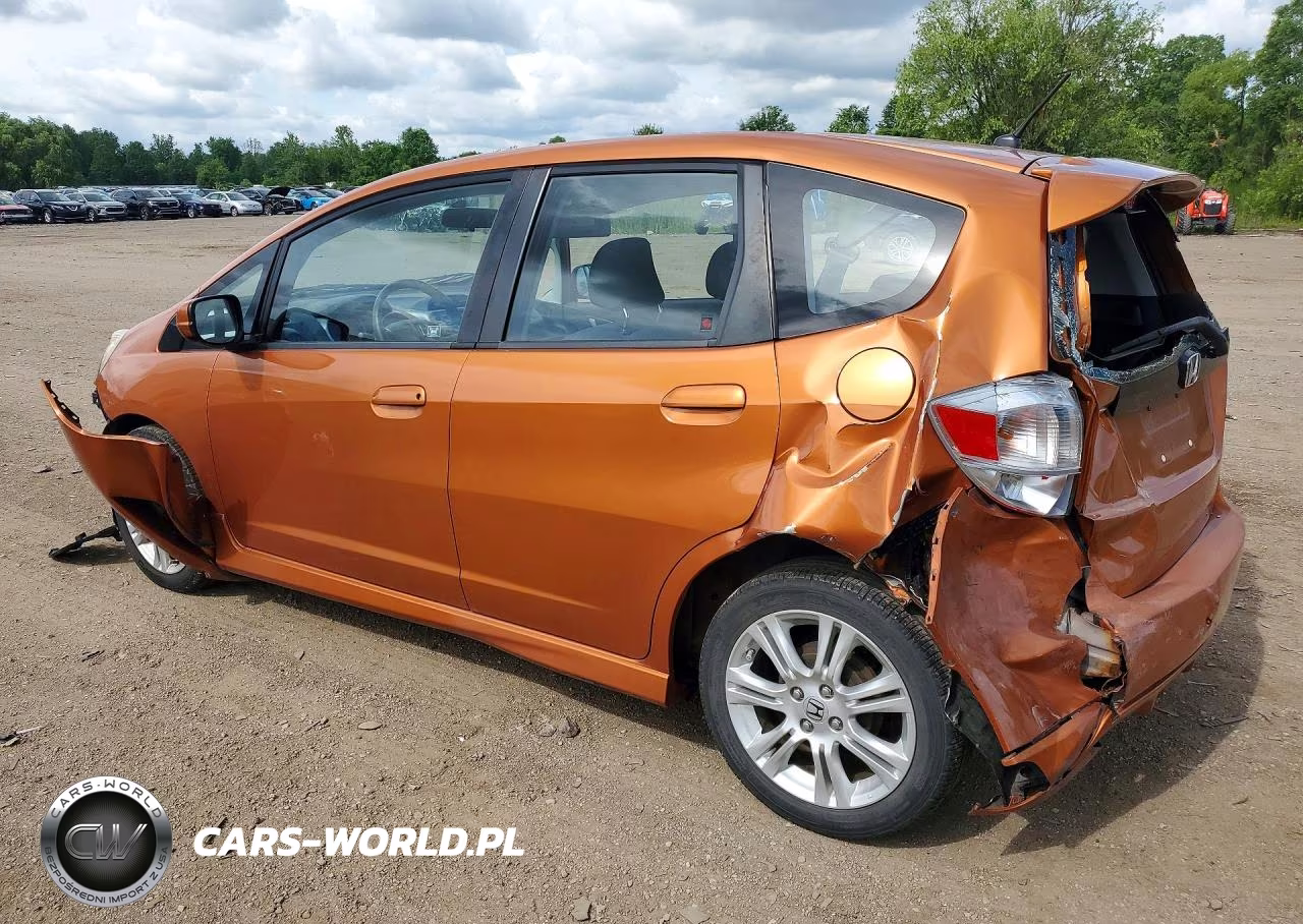 2011 Honda Fit Sport VIN:JHMGE8H57BC004982 - 2