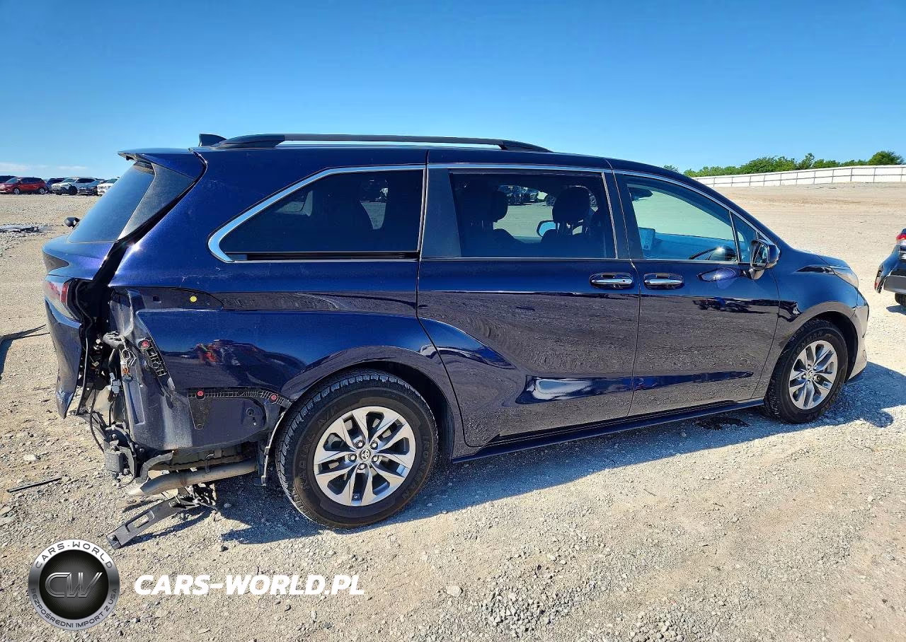 2023 Toyota Sienna Xle VIN:5TDYRKEC4PS160669 - 3