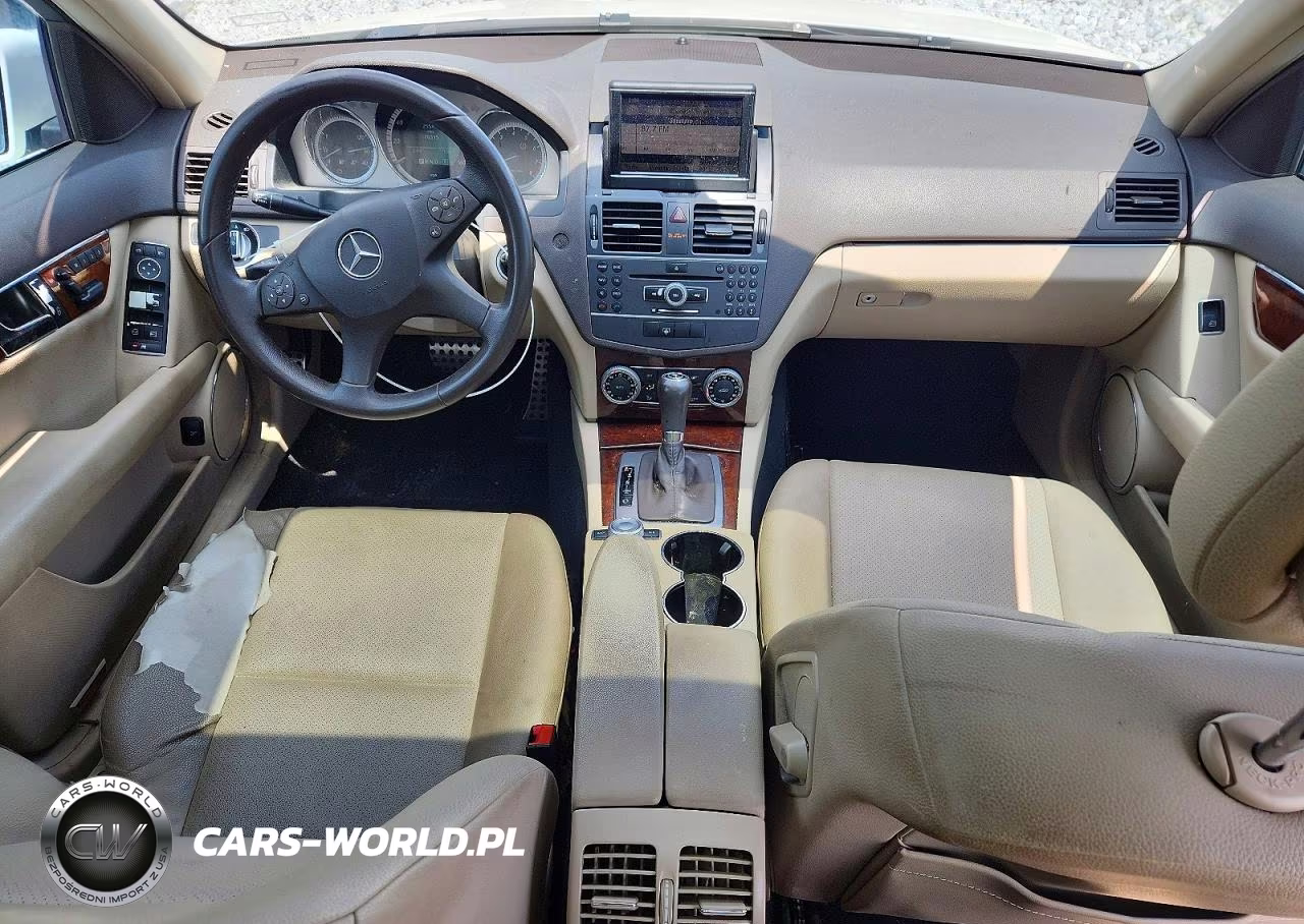 2011 Mercedes-Benz C VIN:WDDGF5EB9BR185531 - 8