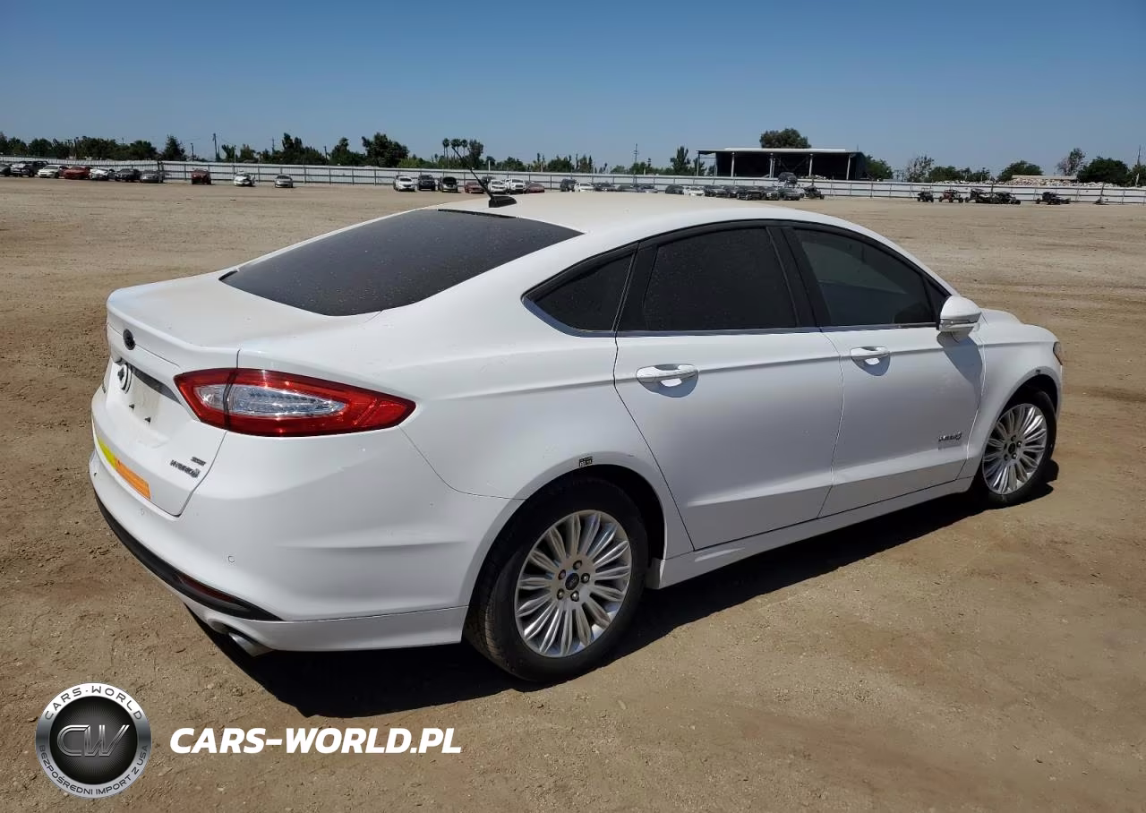 2016 Ford Fusion Se Hybrid VIN:3FA6P0LU7GR203777 - 3