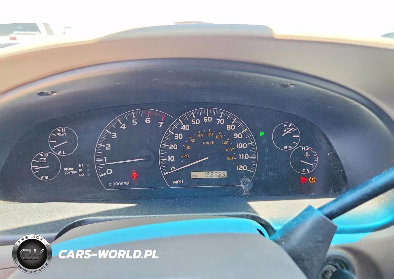 2005 Toyota Sequoia Limited VIN:5TDBT48A95S235442 - 9