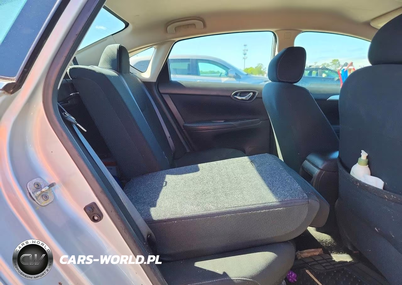 2019 Nissan Sentra S VIN:3N1AB7AP3KY225138 - 10