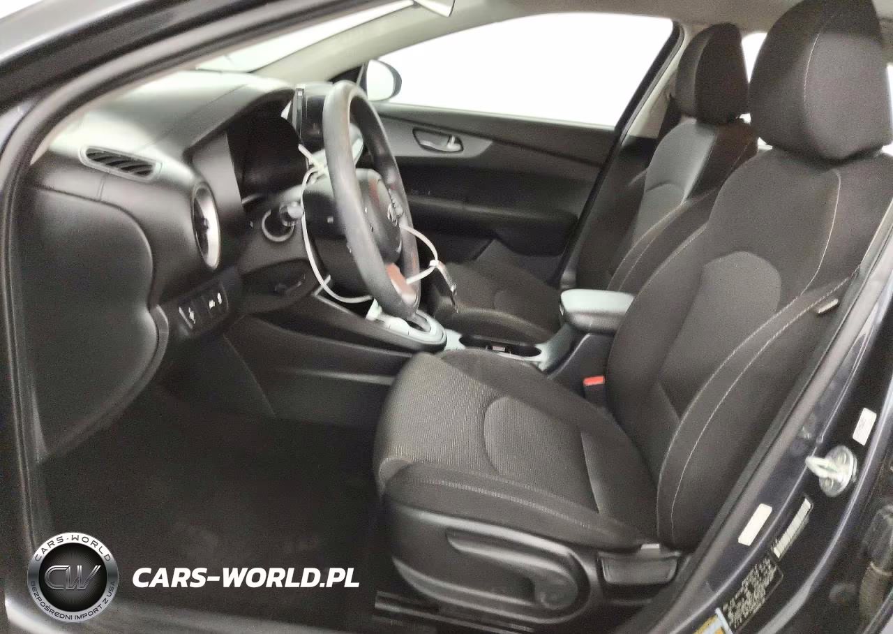 2020 Kia Forte Lxs VIN:3KPF24AD8LE175654 - 7