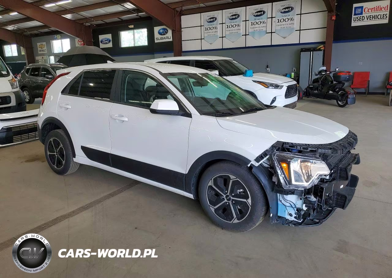 2026 Kia Niro Lx VIN:KNDCP3LE9T5356522 - 4
