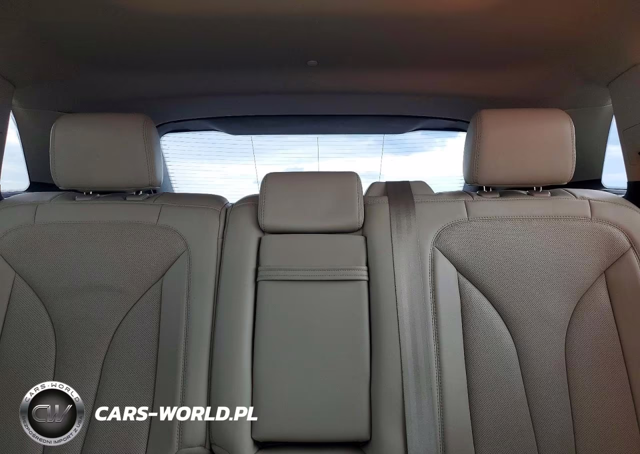 2019 Lincoln Nautilus Reserve VIN:2LMPJ8LP4KBL16375 - 10