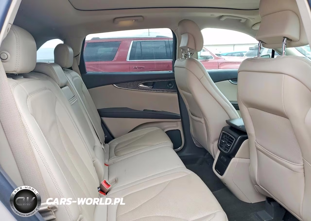 2019 Lincoln Nautilus Reserve VIN:2LMPJ8LP4KBL16375 - 11