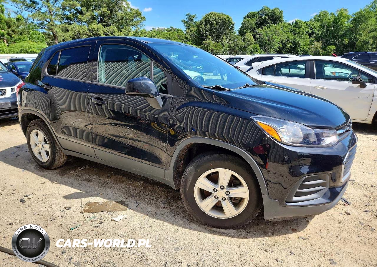2019 Chevrolet Trax Ls VIN:3GNCJKSB6KL395478 - 4