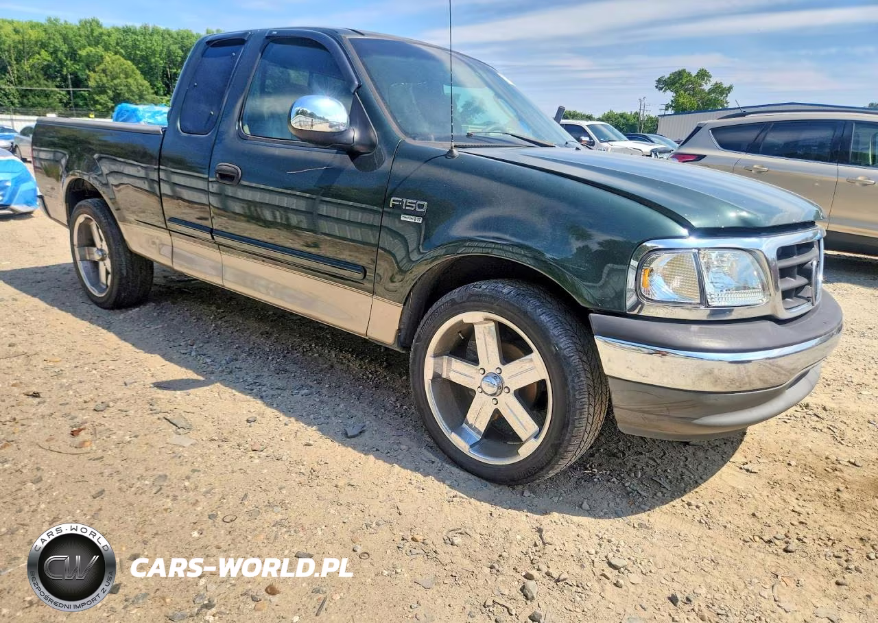 2004 Ford F-150 Heritage Classic VIN:2FTRX17W34CA46925 - 4
