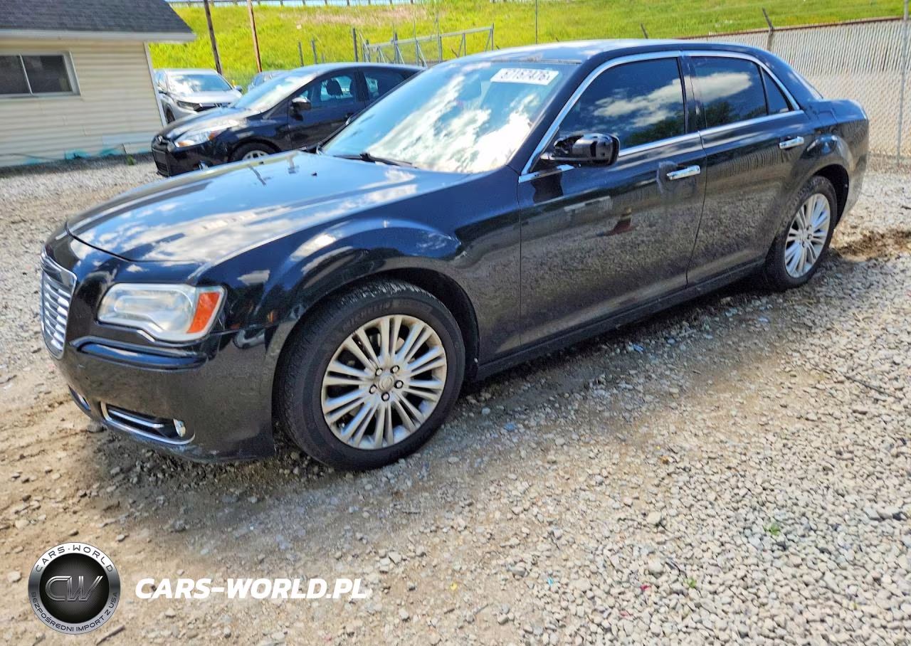 2014 Chrysler 300C – zdjęcie 1 z 12