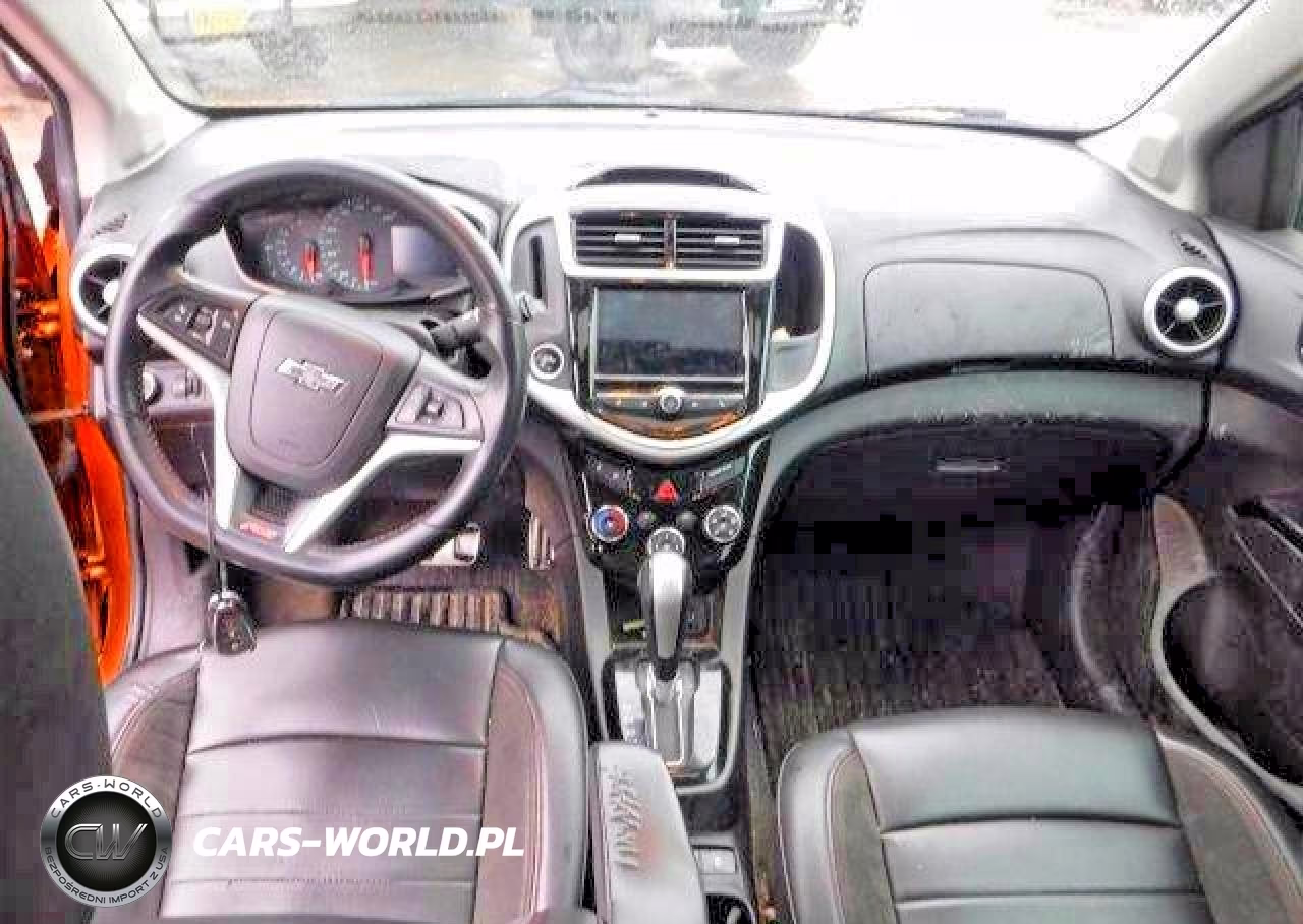 2018 Chevrolet Sonic Premier VIN:1G1JF6SB4J4107236 - 8