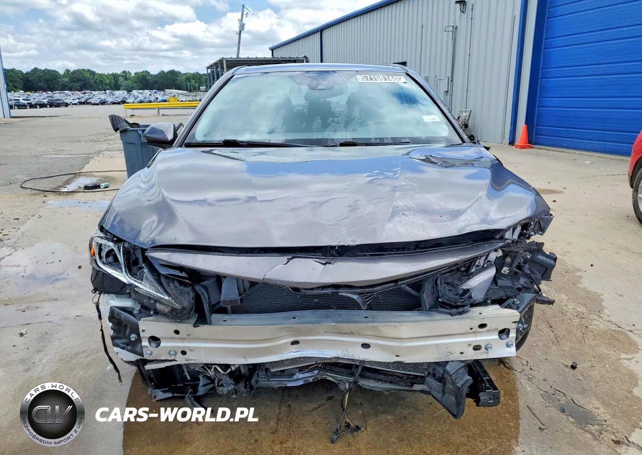 2020 Toyota Camry Le VIN:4T1C11AK3LU993938 - 5