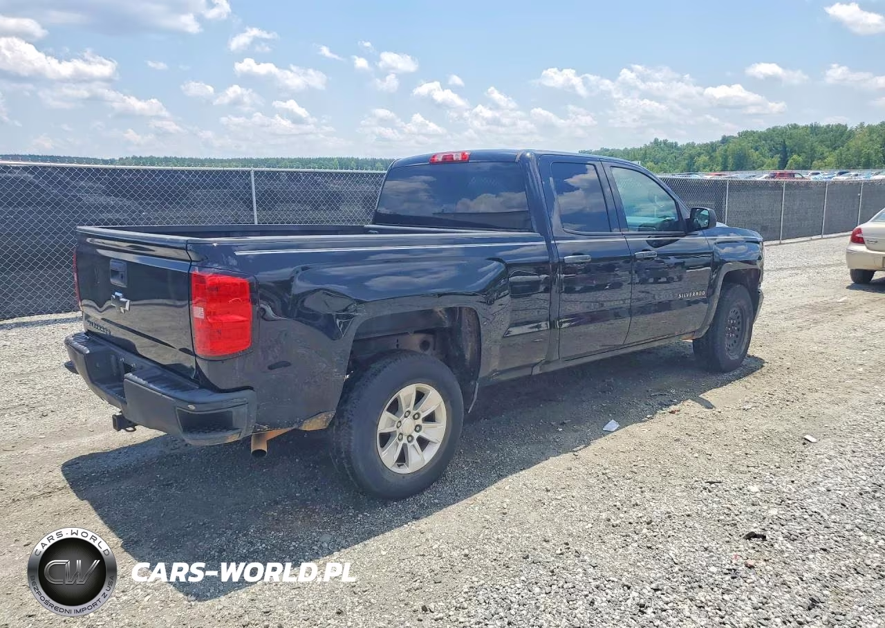 2017 Chevrolet Silverado C1500-C1500 Ls VIN:1GCRCNEH2HZ339411 - 3