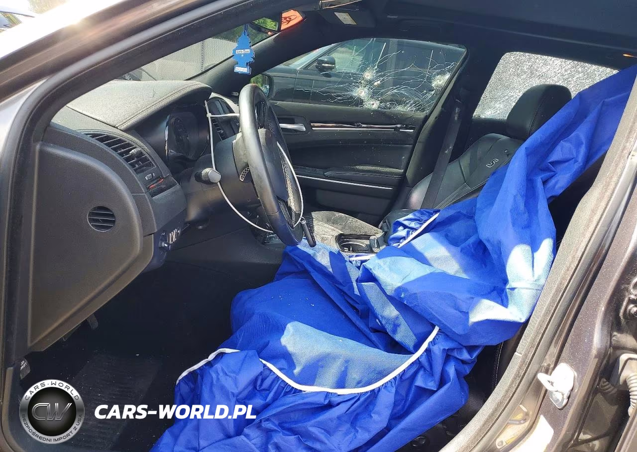 2020 Chrysler 300 S VIN:2C3CCABT8LH122997 - 7
