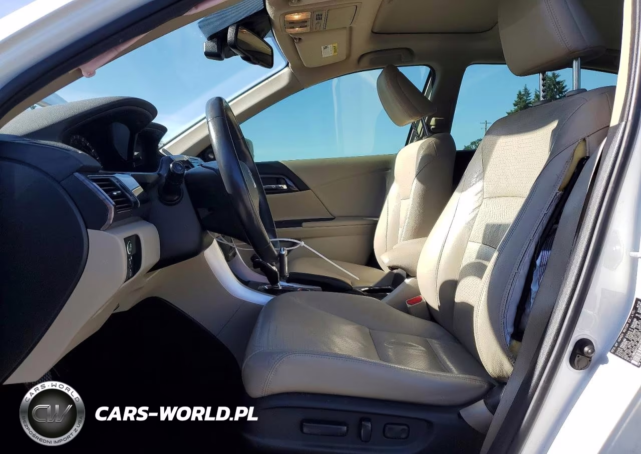 2017 Honda Accord Touring Hybrid VIN:JHMCR6F75HC009876 - 7