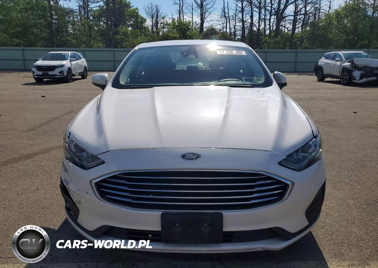 2019 Ford Fusion Se VIN:3FA6P0LU6KR157397 - 5