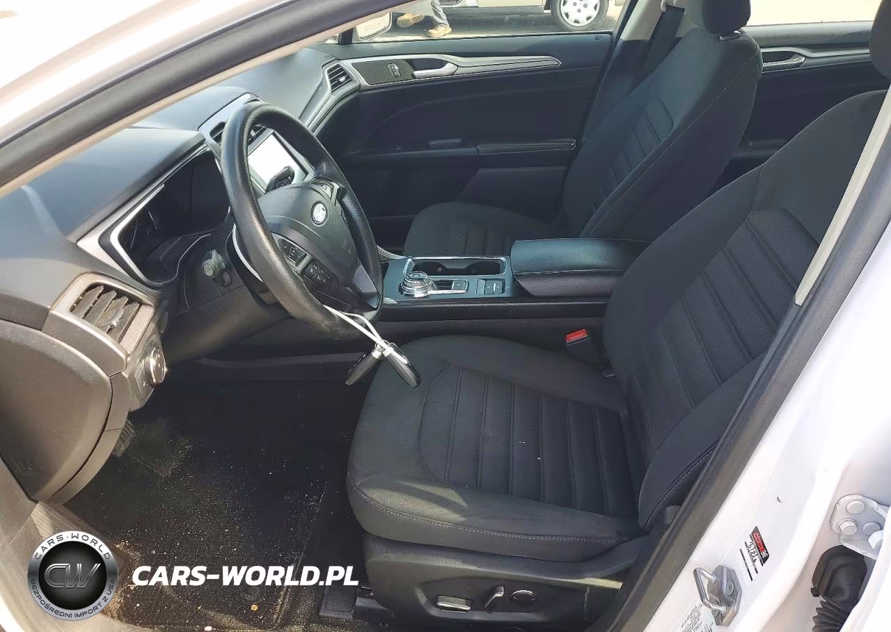 2019 Ford Fusion Se VIN:3FA6P0LU6KR157397 - 7