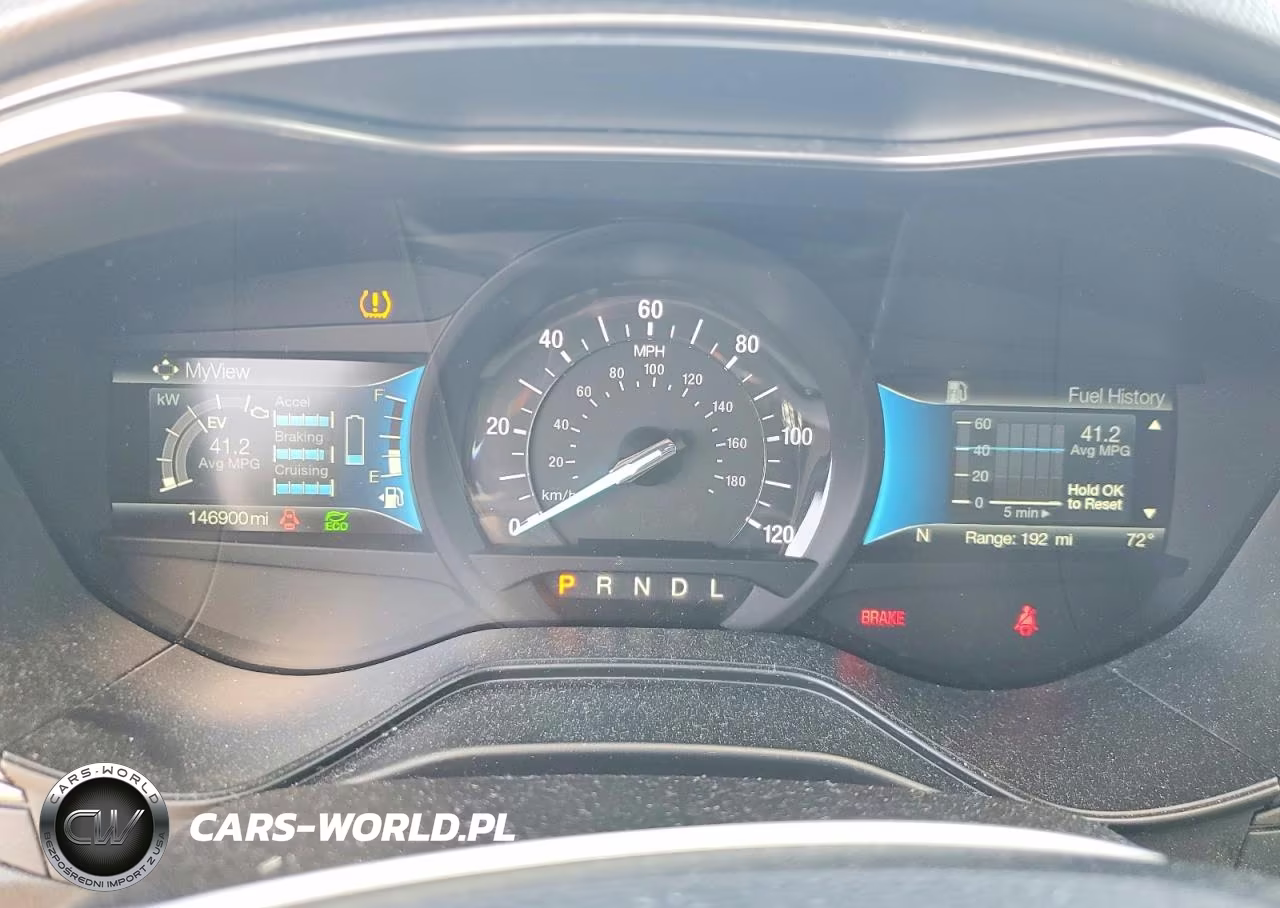2019 Ford Fusion Se VIN:3FA6P0LU6KR157397 - 9