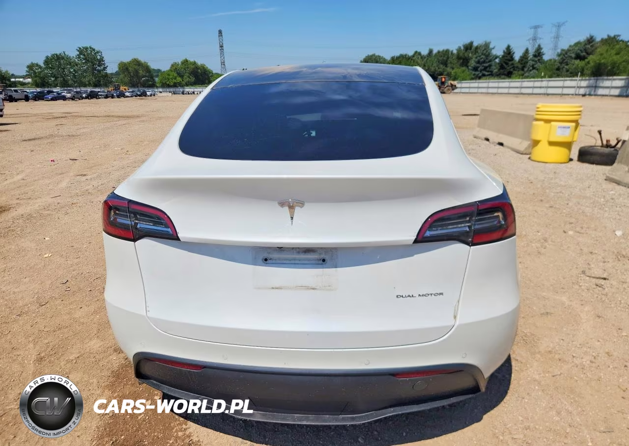 2020 Tesla Model Y VIN:5YJYGDEE3LF023756 - 6