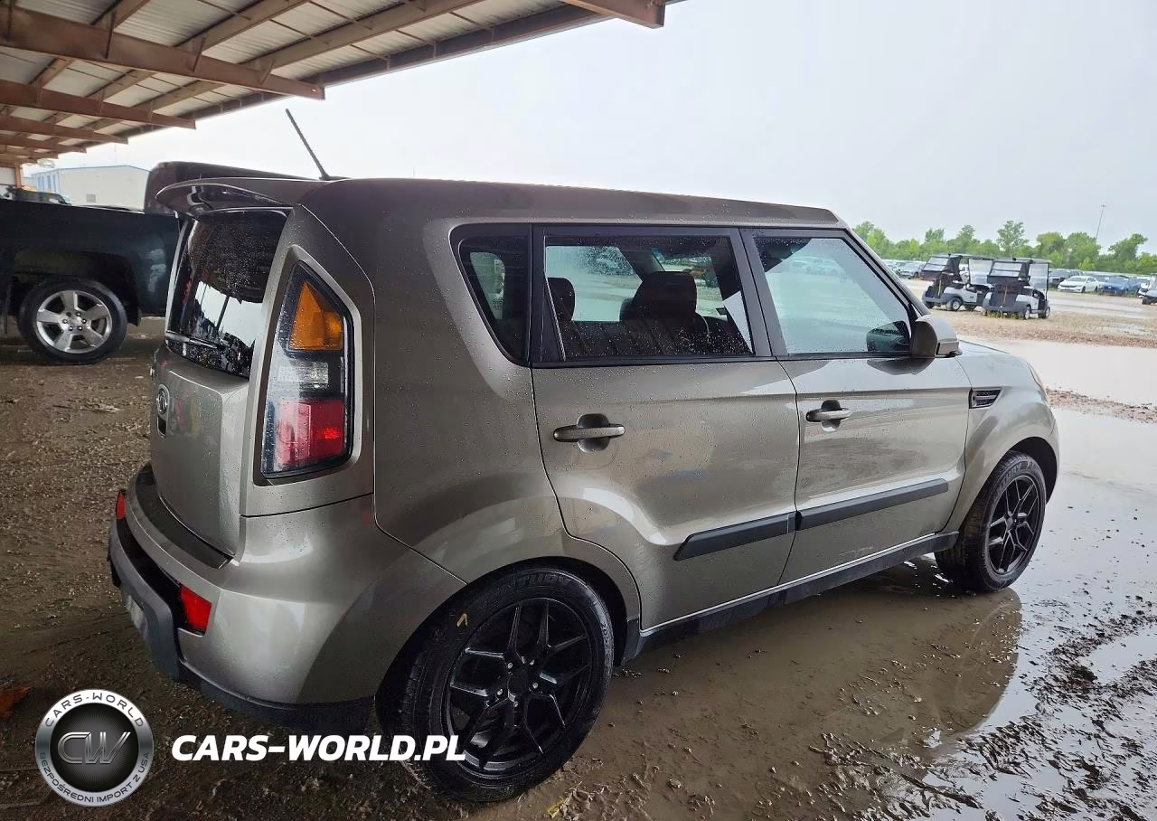 2011 Kia Soul Sport VIN:KNDJT2A21B7205330 - 3
